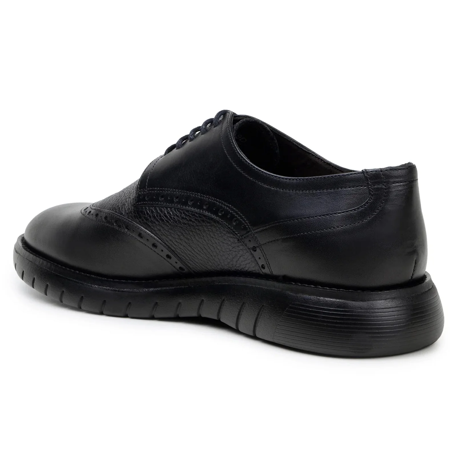 Men's Belvedere Enzo Nappa Leather Casual Wingtip Dress Shoe in Black - Image 4
