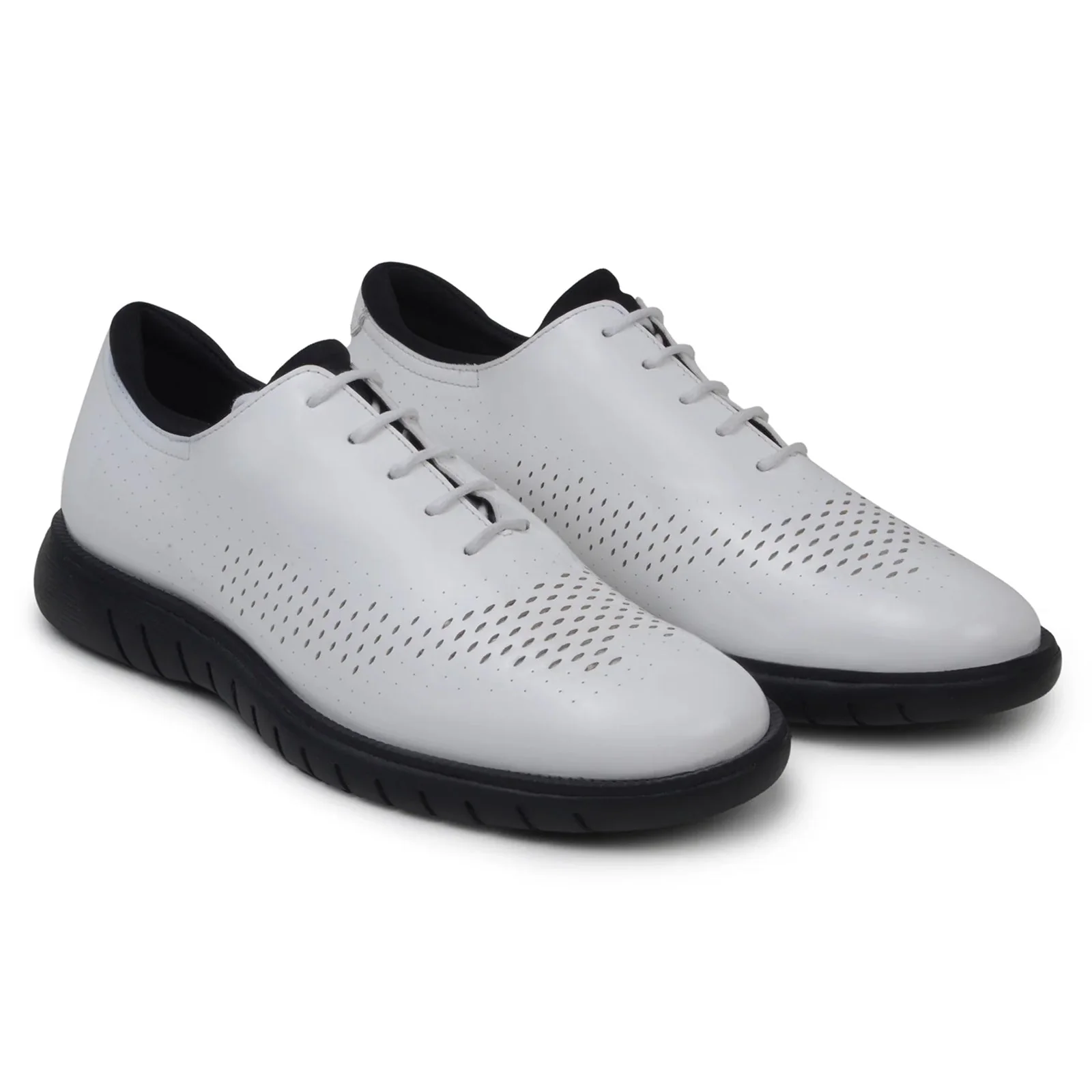 Men's Belvedere Maxim Patent Leather Tuxedo Dress Sneaker in White - Image 3