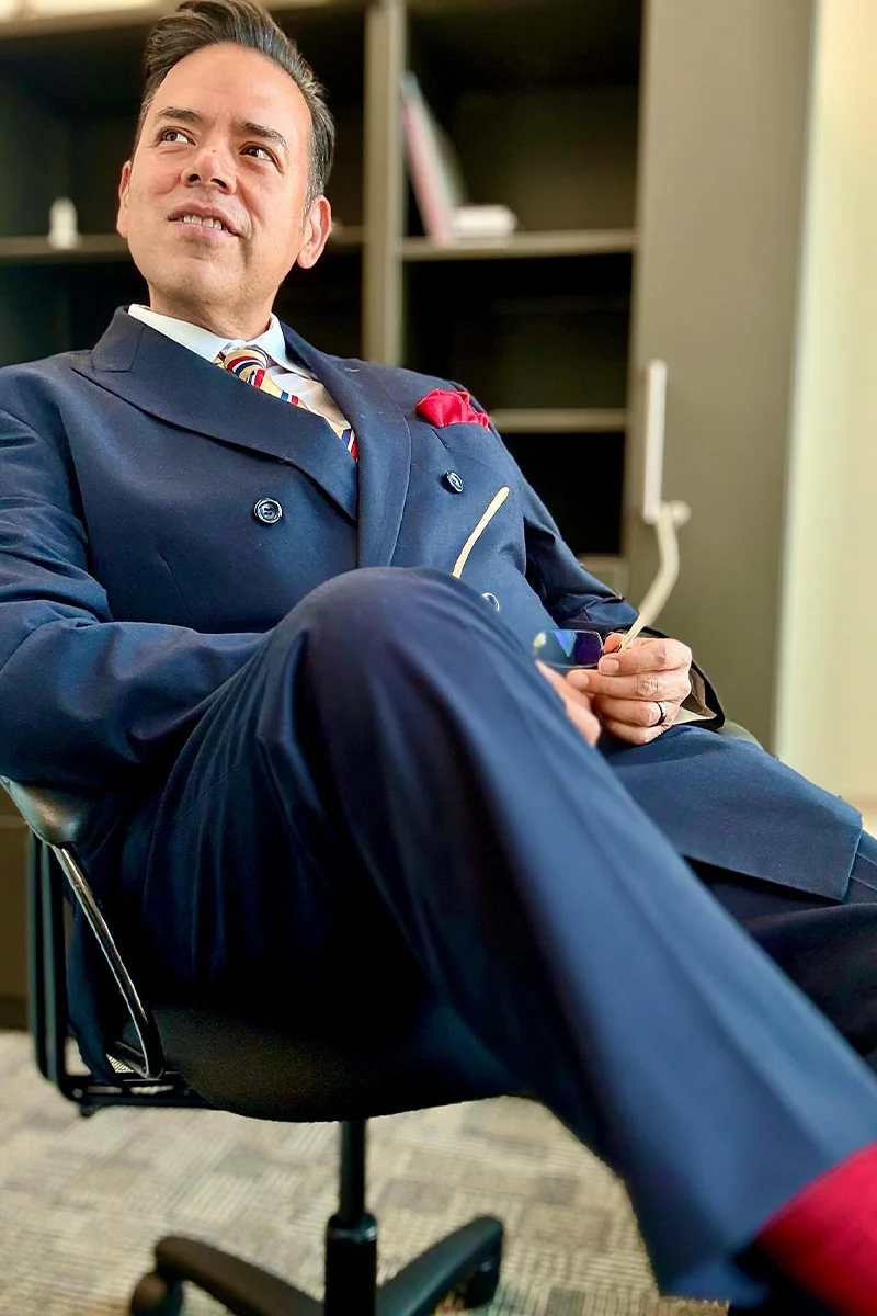 Mens Classic Double Breasted Poplin Suit in Navy Blue Blue - Image 3