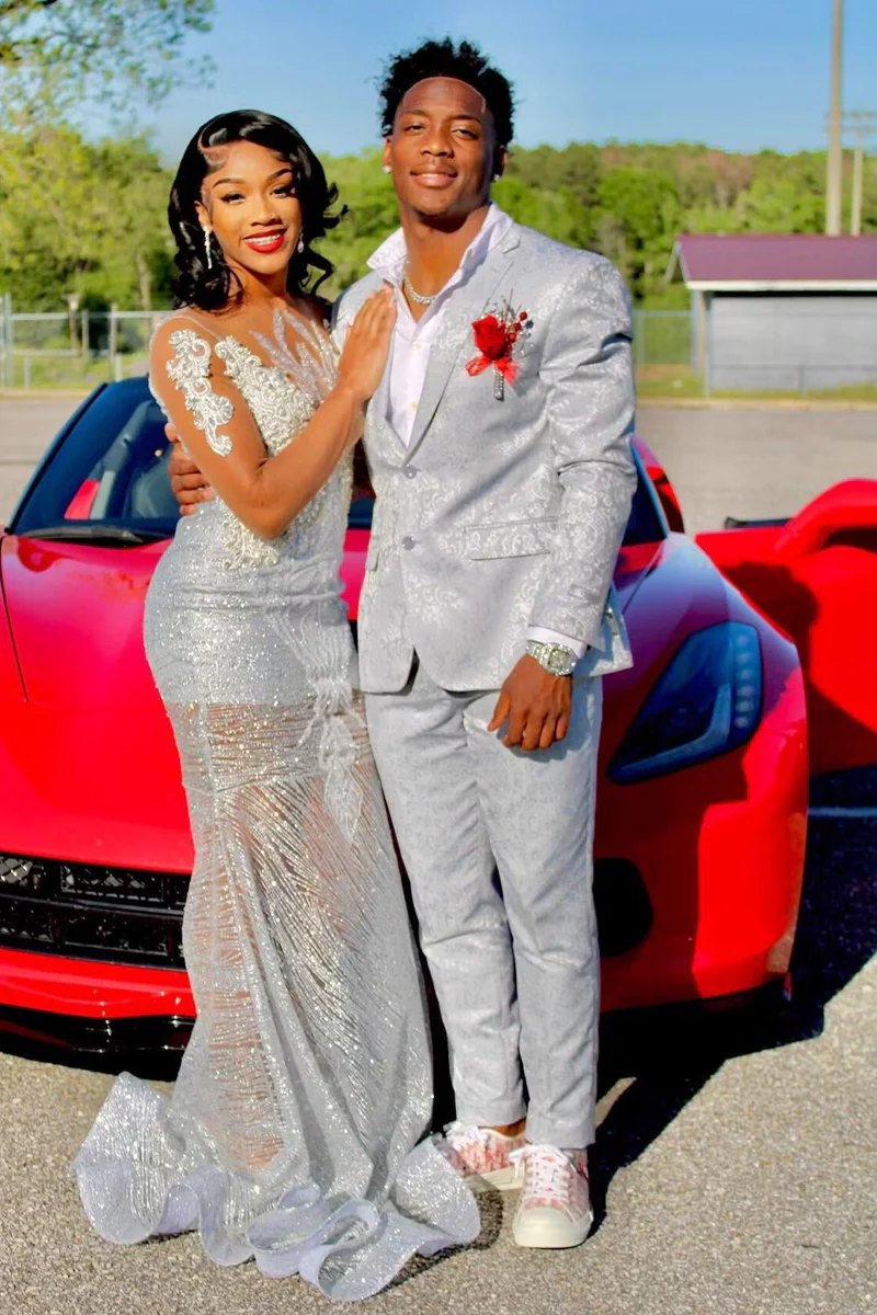 Men's Slim Fit Shiny Paisley Prom & Wedding Suit in Silver Grey - Image 4