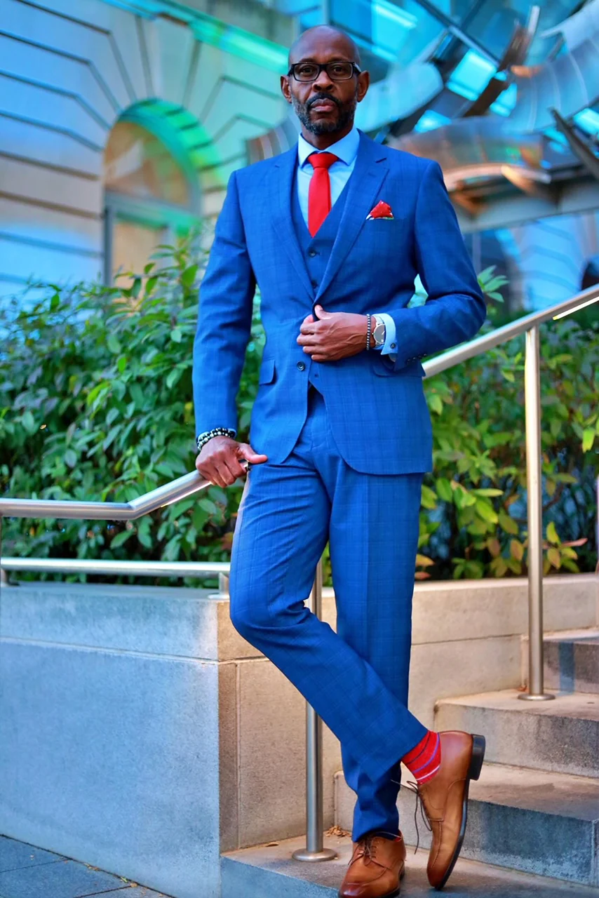 Mens Two Button Classic Fit Vested Suit in Navy Blue Windowpane Plaid - Image 8